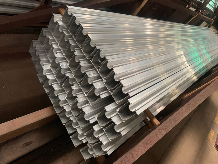 佛山凤格铝业,广东凤格铝材